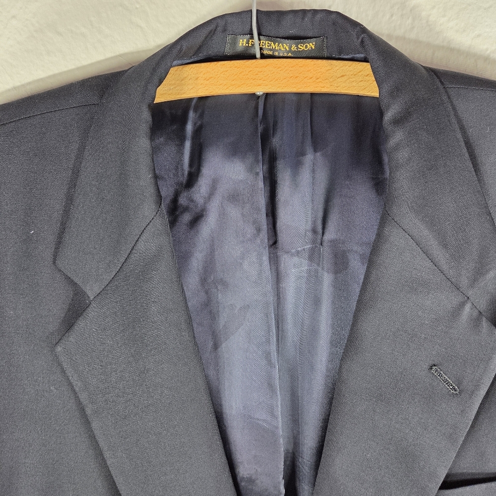 H. Freeman & Son 42 Navy Blue Sport Coat Blazer Jacket Solid 100% Wool - Picture 3 of 16